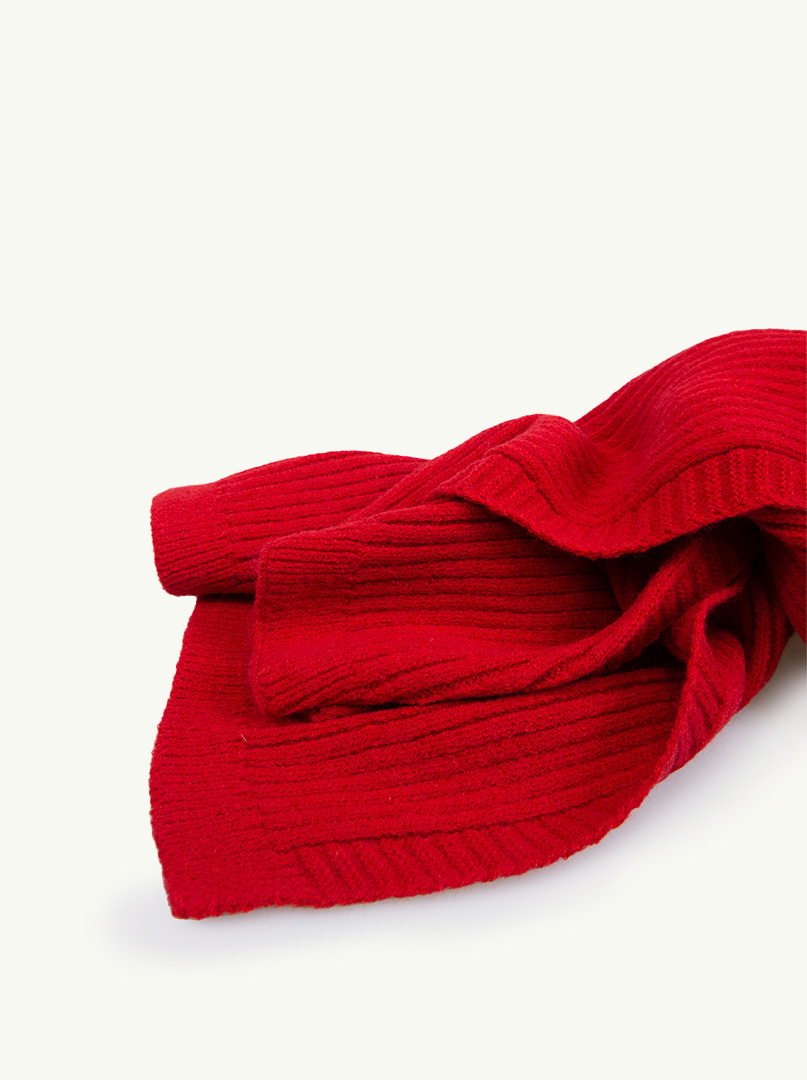 Gładki ciepły szalik prążkowany w kolorze czerwonym zdjęcie 3