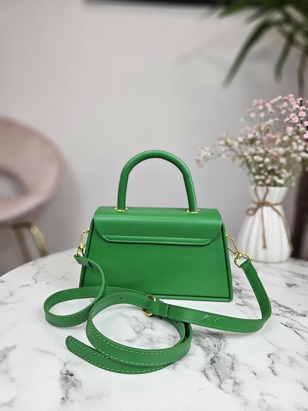 Stylowy mini kuferek w kolorze zielonym zdjęcie 4