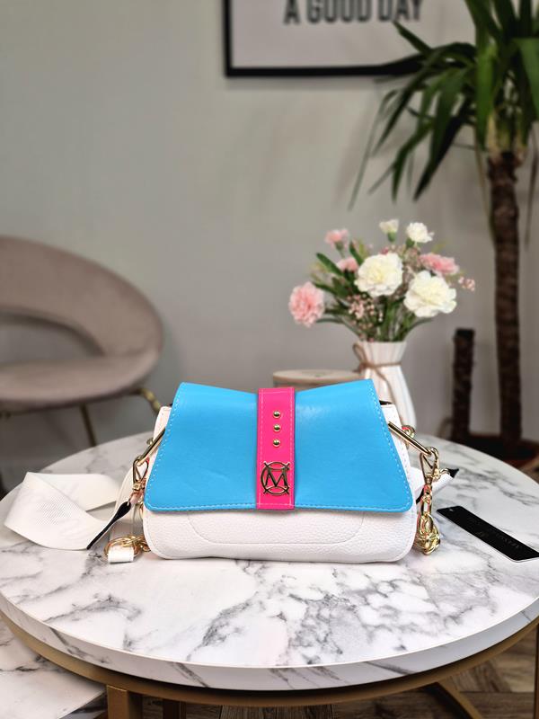 HIT piękna mini torebka Massimo Contti biały-różowy-niebieski z pasem na klapce zdjęcie 1