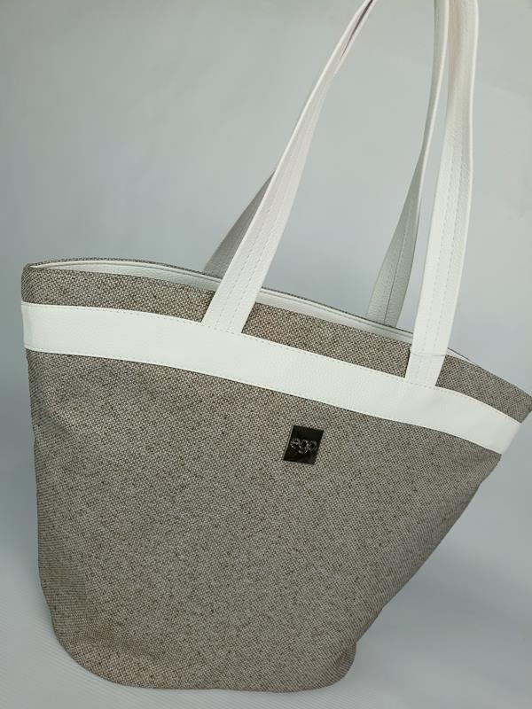 HIT piękna torebka EGO szara z dodatkiem bieli i srebrnymi okuciami zdjęcie 2
