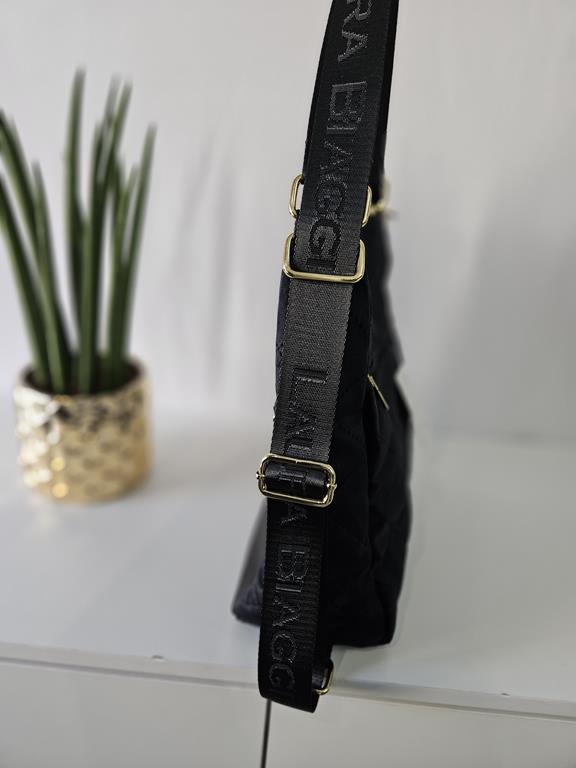 Piękny welurkowy torebko-plecak Laura Biaggi w kolorze czarnym zdjęcie 4