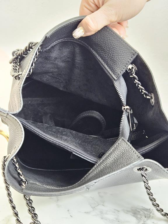 Przepiękna torebka Laura Biaggi czarna z rączkami na czarnym łańcuszku skóra naturalna zdjęcie 4
