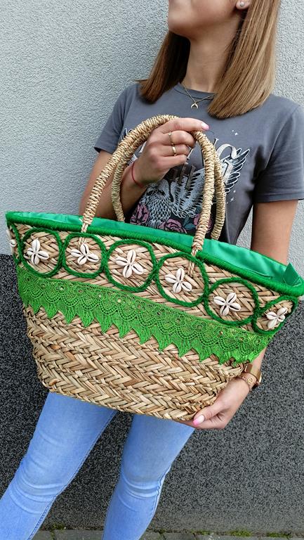 HIT piękny słomkowy koszyk z dodatkiem zieleni i z muszelkami oraz delikatną koronką zdjęcie 1
