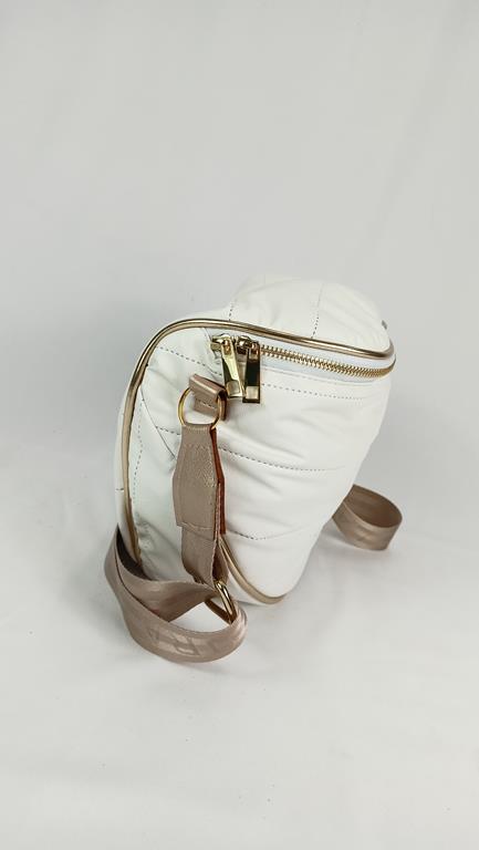 Świetna pikowana torebka chlebaczek Laura Biaggiw kolorze białym zdjęcie 2