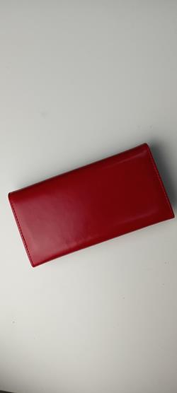 Duży portfel GREGORIO czerwony gładki ze złotym logo skóra naturalna zdjęcie 2