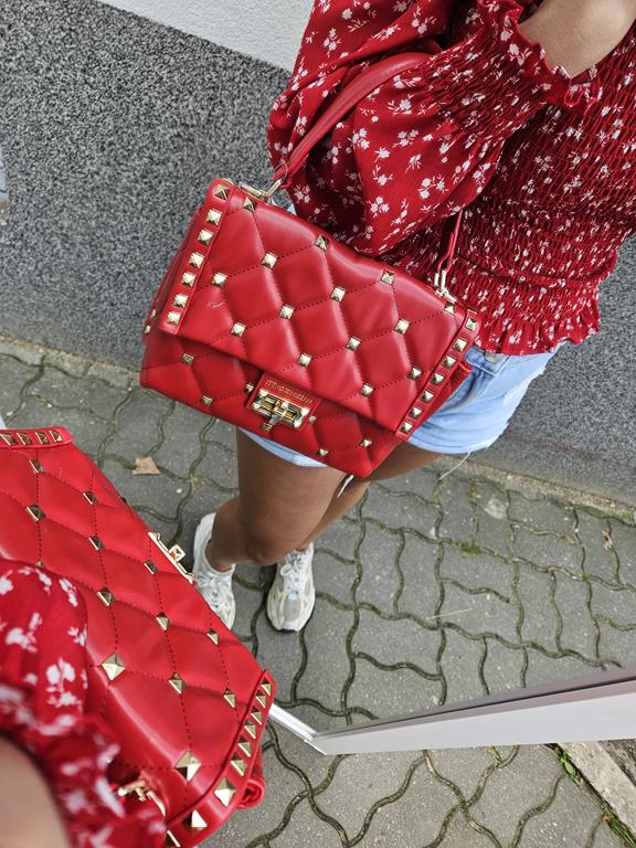 Śliczna torebka z ćwiekami od Massimo Contti w kolorze czerwonym zdjęcie 2