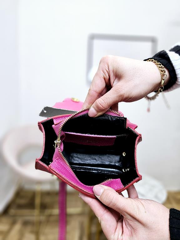 HIT mini kuferek Massimo Contti w kolorze różowym skóra naturalna zdjęcie 4