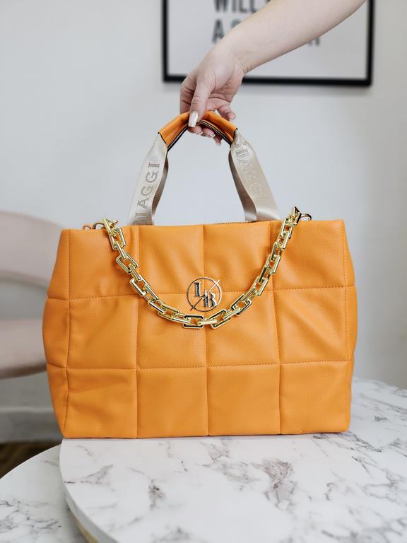 HIT piękna shopperka Laura Biaggi duża pikowana w kolorze pomarańczowym łańcuchem zdjęcie 1