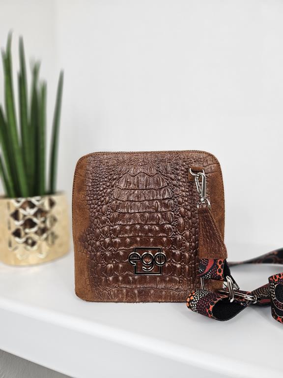 Piękna torebka EGO z wytłokiem kroko 3D w kolorze brązowym skóra naturalna zdjęcie 1