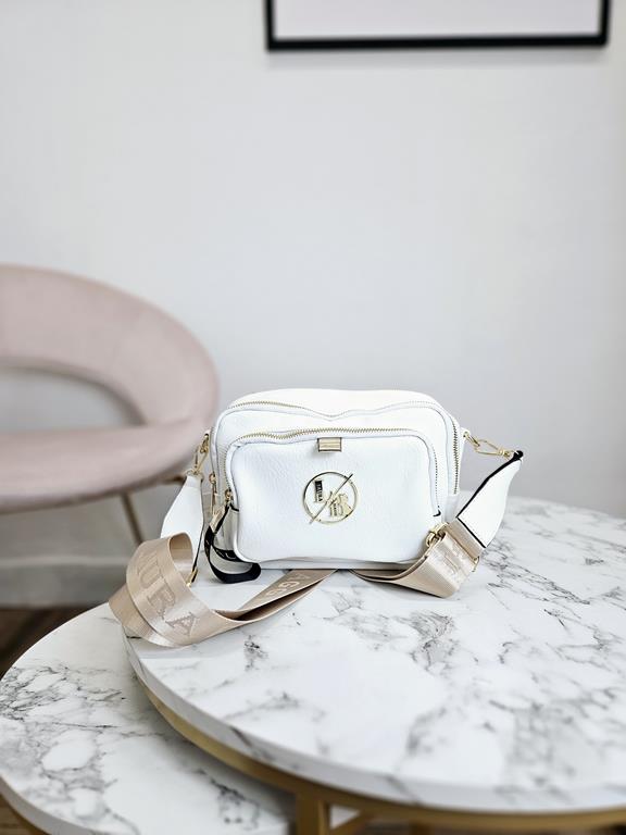 HIT piękna trzykomorowa torebka Laura Biaggi w kolorze białym ze złotym logo zdjęcie 1
