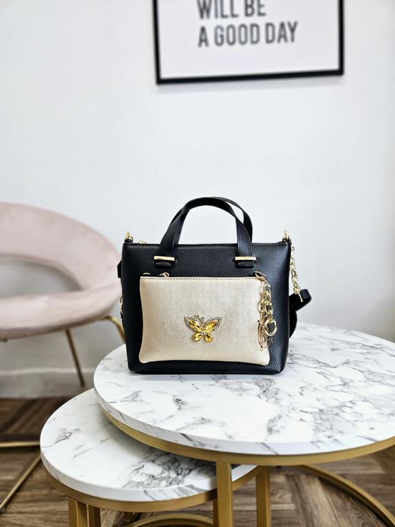 Świetna czarna torebka Massimo Contti  z odpinaną złotą kieszonką i z motylem zdjęcie 1