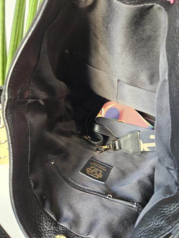 Skórzana torebka EGO czerń w połączeniu z karmelowym zamszem zdjęcie 4