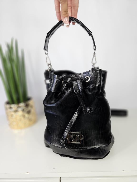 Piękny sakiewkowy torebko-plecak EGO w kolorze czarnym zdjęcie 1