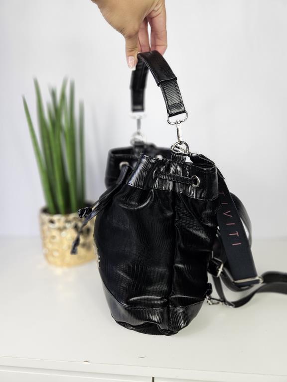 Piękny sakiewkowy torebko-plecak EGO w kolorze czarnym zdjęcie 2