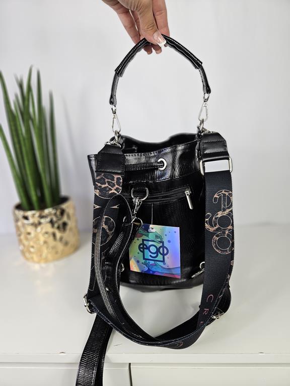 Piękny sakiewkowy torebko-plecak EGO w kolorze czarnym zdjęcie 3