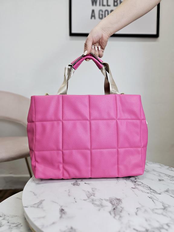 HIT piękna shopperka Laura Biaggi duża pikowana w kolorze różowym z łańcuchem zdjęcie 3