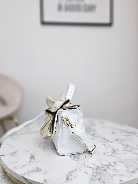 HIT piękna torebka Massimo Contti w kolorze białym ze złotą falbaną na klapce skóra naturalna zdjęcie 3
