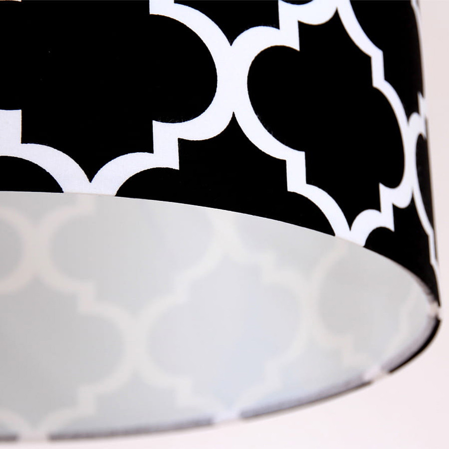 Černo-bílá závěsná lampa s velurovým stínidlem ve tvaru válce se vzorem marockého jetele MAROKO - BPS Koncept obrázek 4