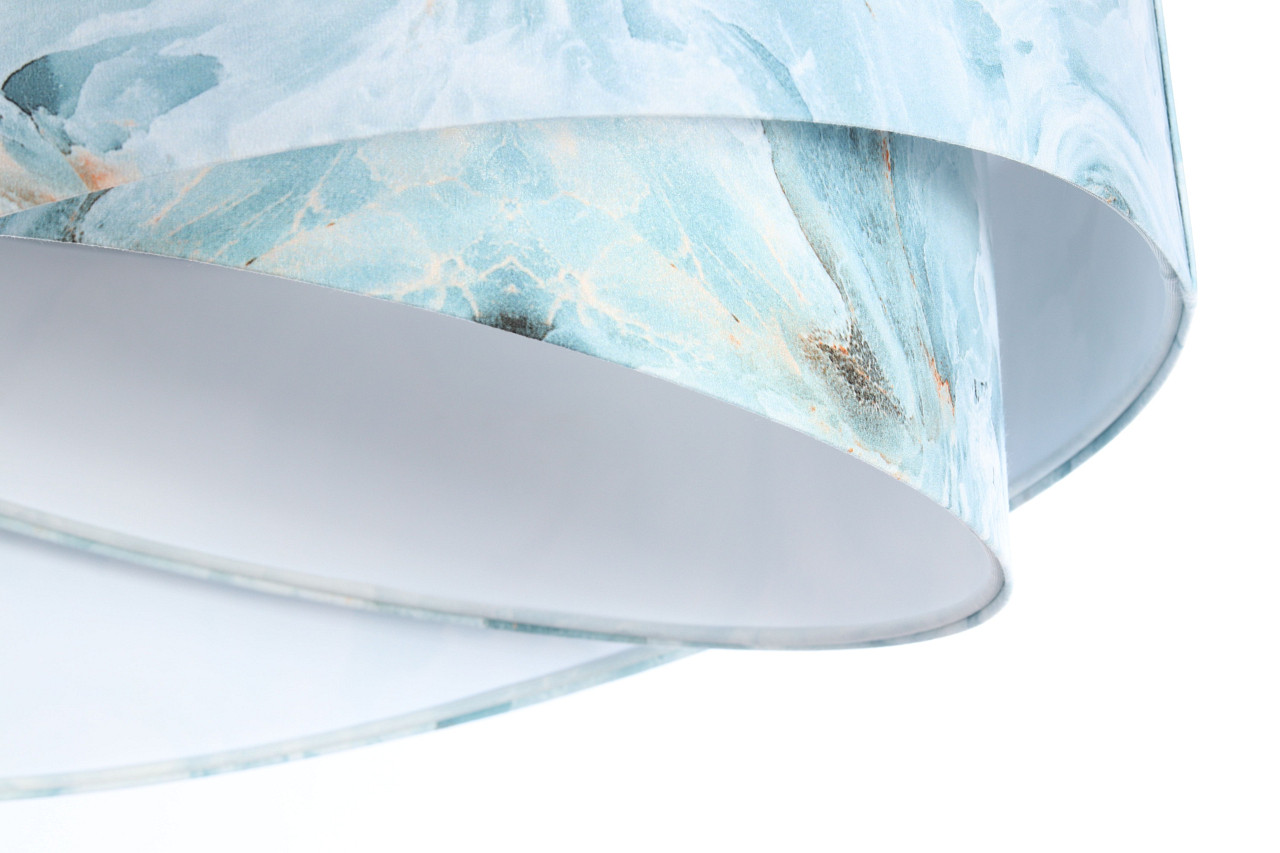 Błękitno-biała lampa wisząca z welurowym, asymetrycznym kloszem w artystyczny wzór ICE - BPS Koncept zdjęcie 4