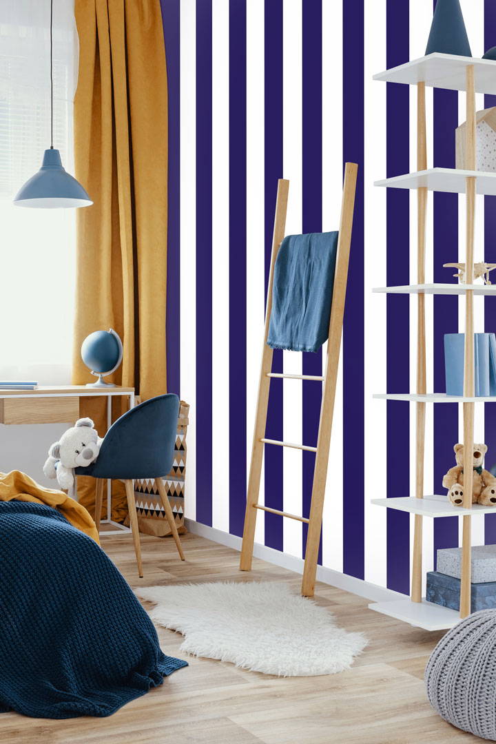 White and navy blue, nautical marine, vertical striped wallpaper - Dekoori image 2