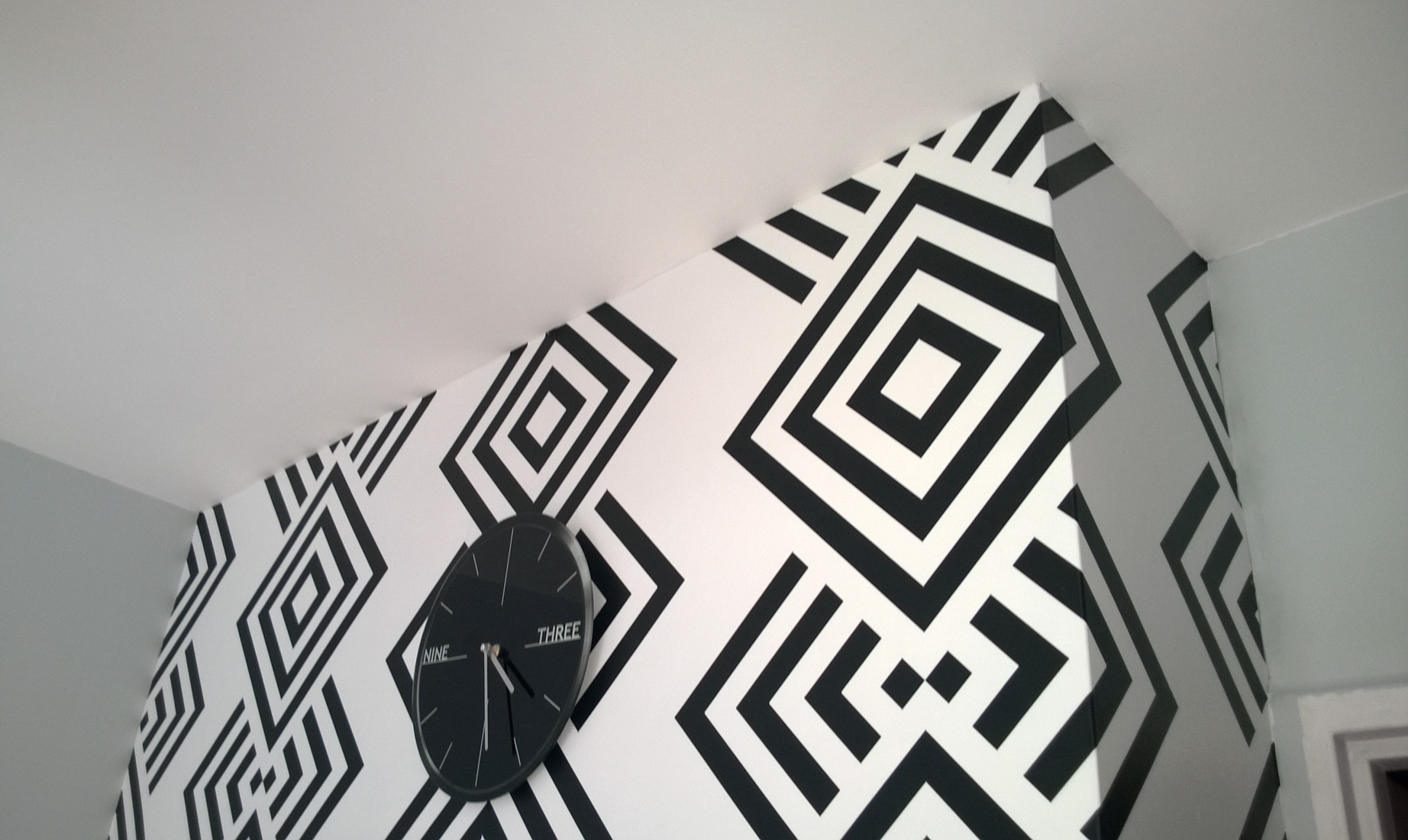White and black ethnic with Aztec patterns wallpaper - Dekoori image 3