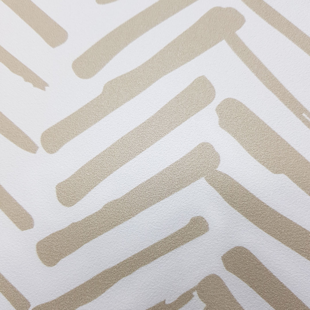 White boho wallpaper with beige dashes, herringbone pattern, colonial style - Dekoori image 4