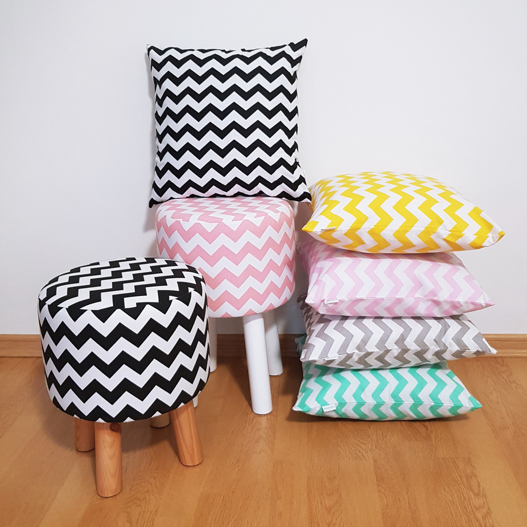 Fashionable pouf white and black with ZIGZAGS wooden stool for sitting - Lily Pouf image 2