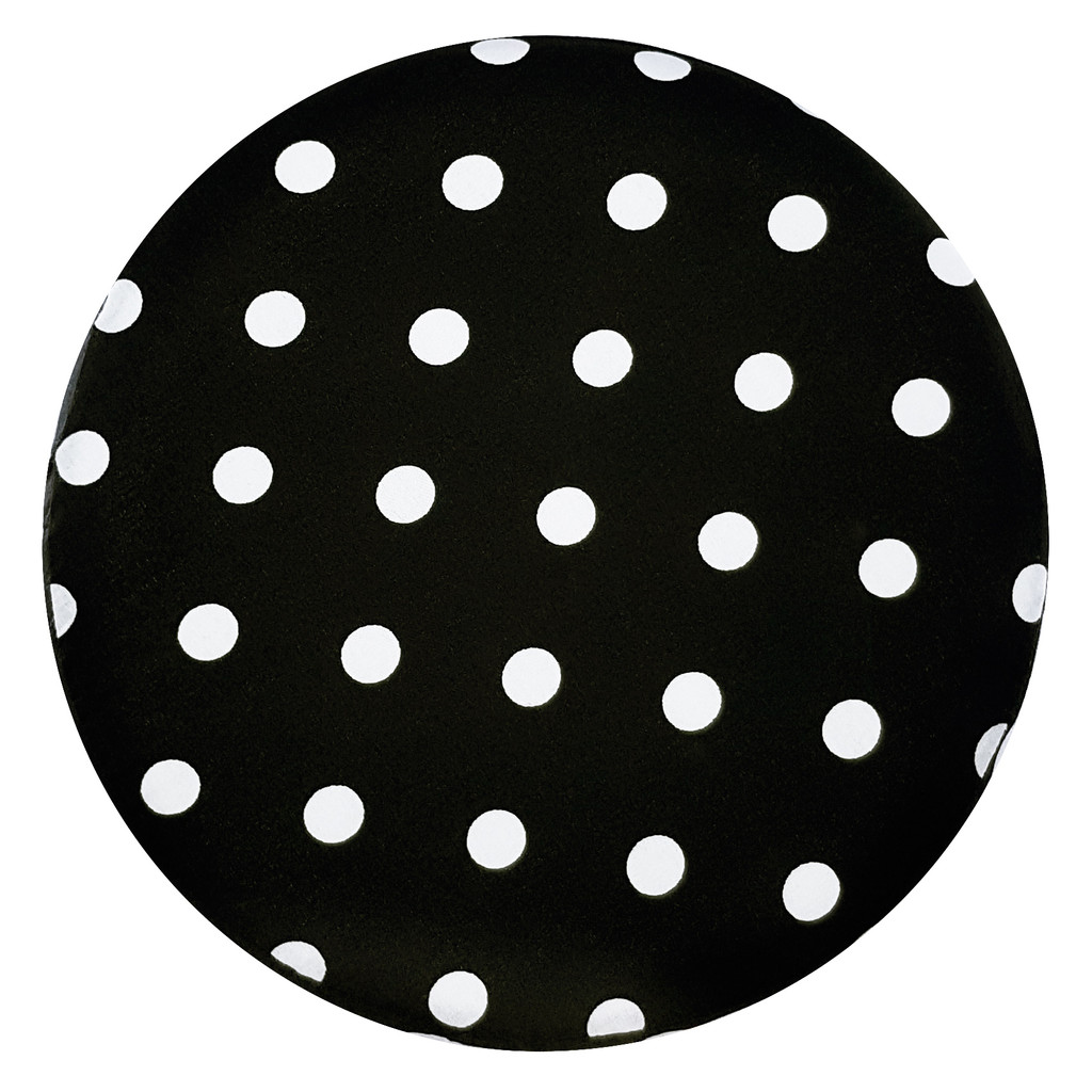 Čierny puf, decentná taburetka s poťahom s bielymi bodkami, kolieskami - Lily Pouf obrázok 3