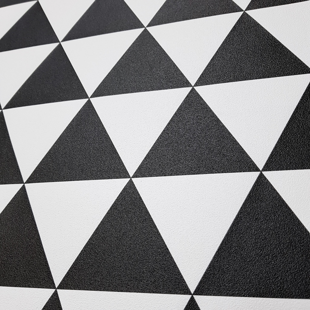 White and black triangle patterned wallpaper - Dekoori image 3