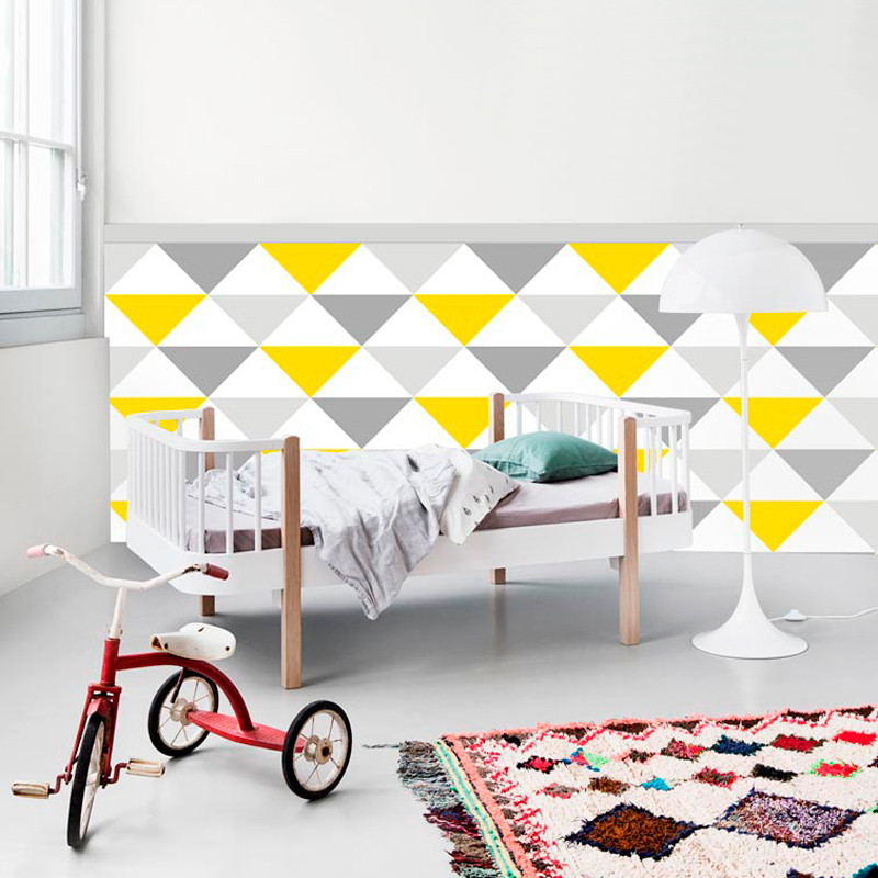 Geometrická tapeta s bielo-sivo-žltými trojuholníkmi 33 cm - Dekoori obrázok 2