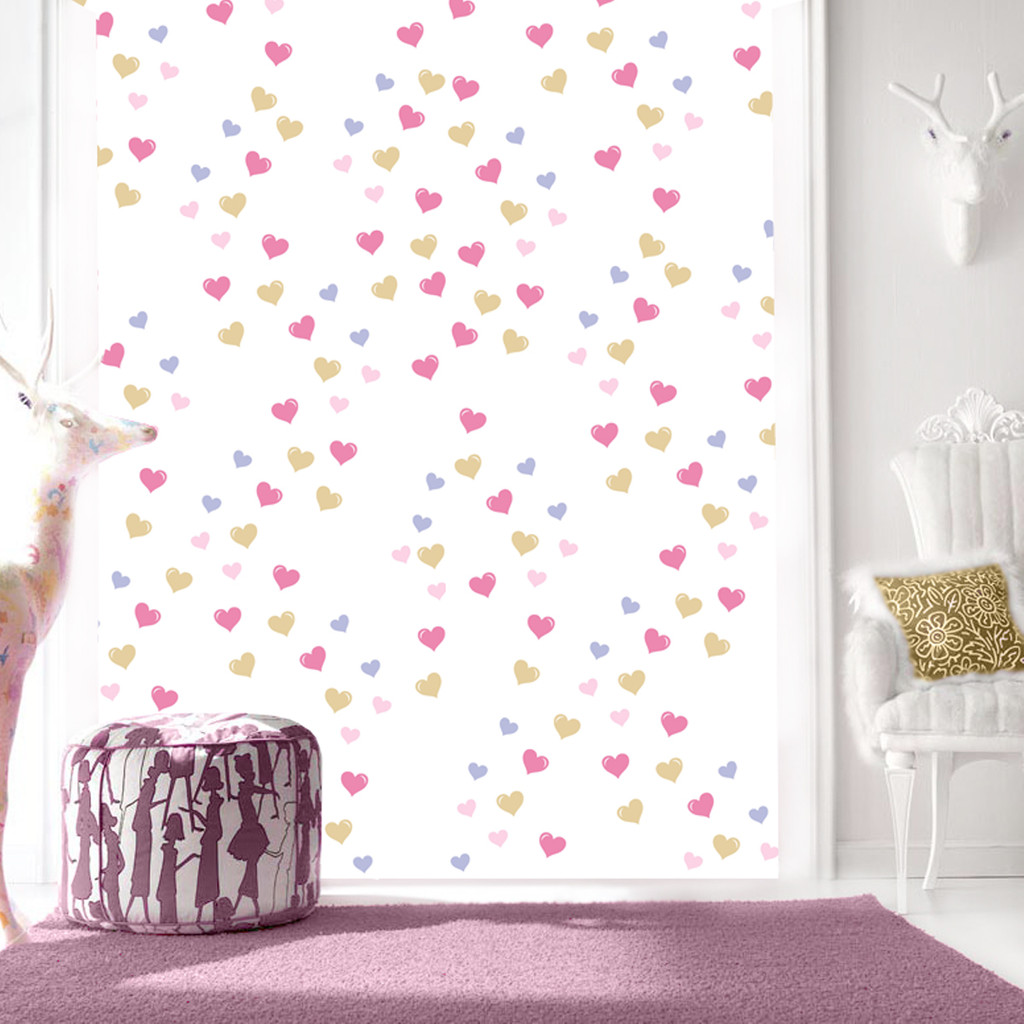 Biela tapeta so srdiečkami pre dievča, ružové, béžové a fialové srdiečka - Dekoori obrázok 2
