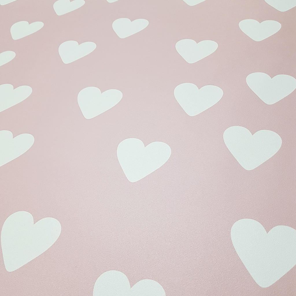 Pastel powder pink wallpaper with 10 cm white heart pattern - Dekoori image 3