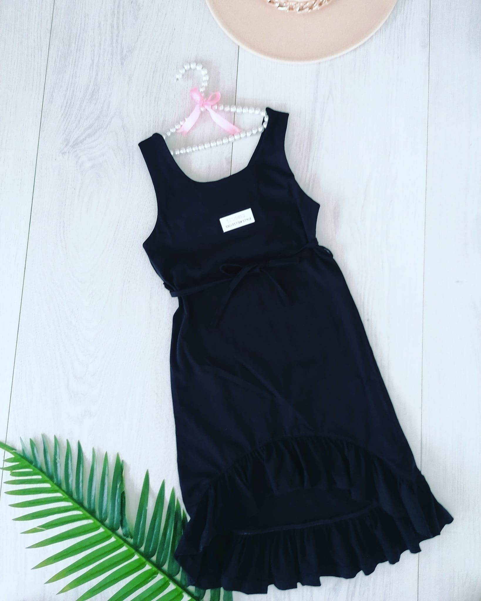 Sukienka Basic Czarna - karmelowybutik zdjęcie 1