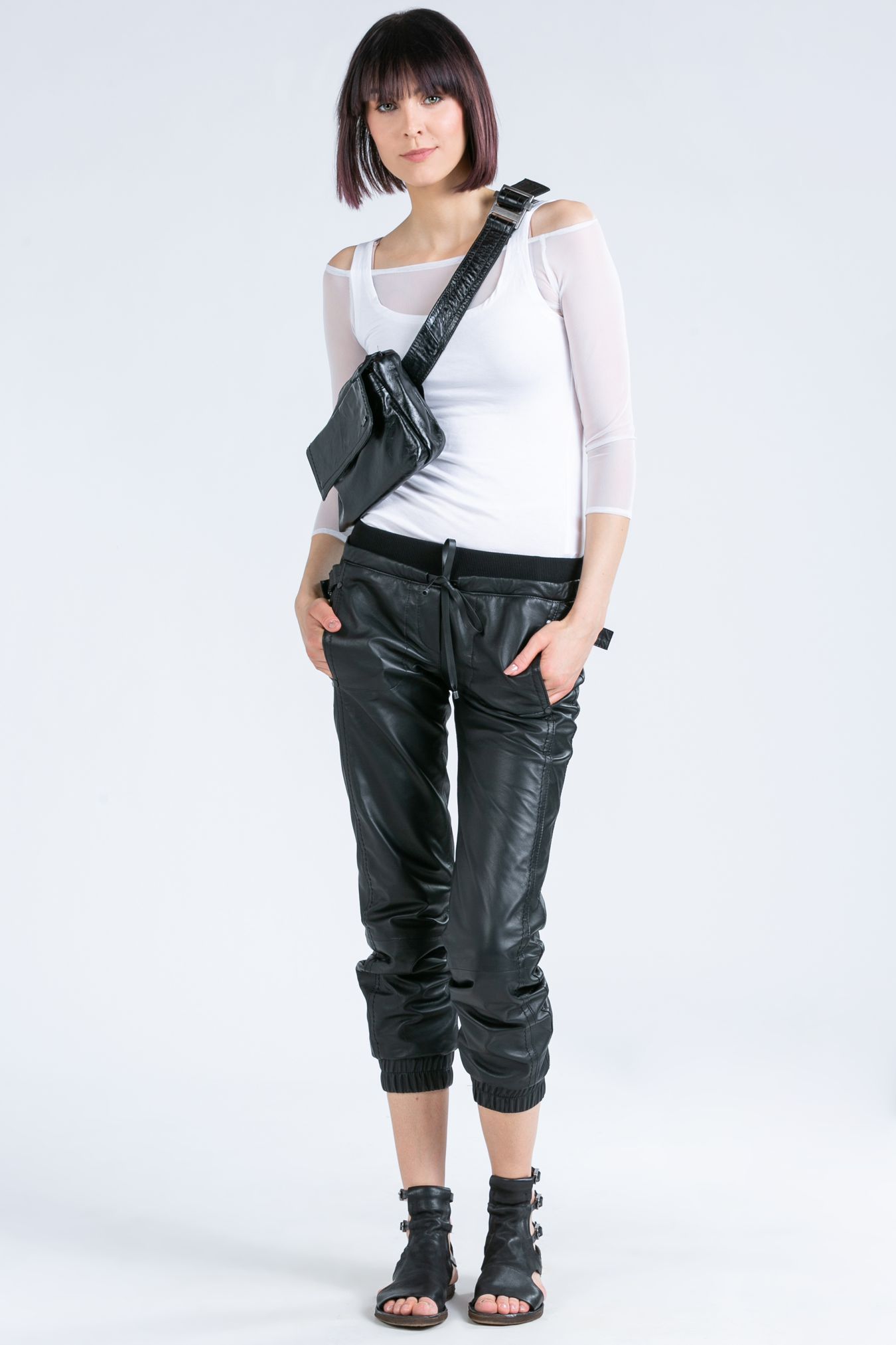 120015 LEATHER PANTS WITH STRAPS BLACK - By Rieske image 4