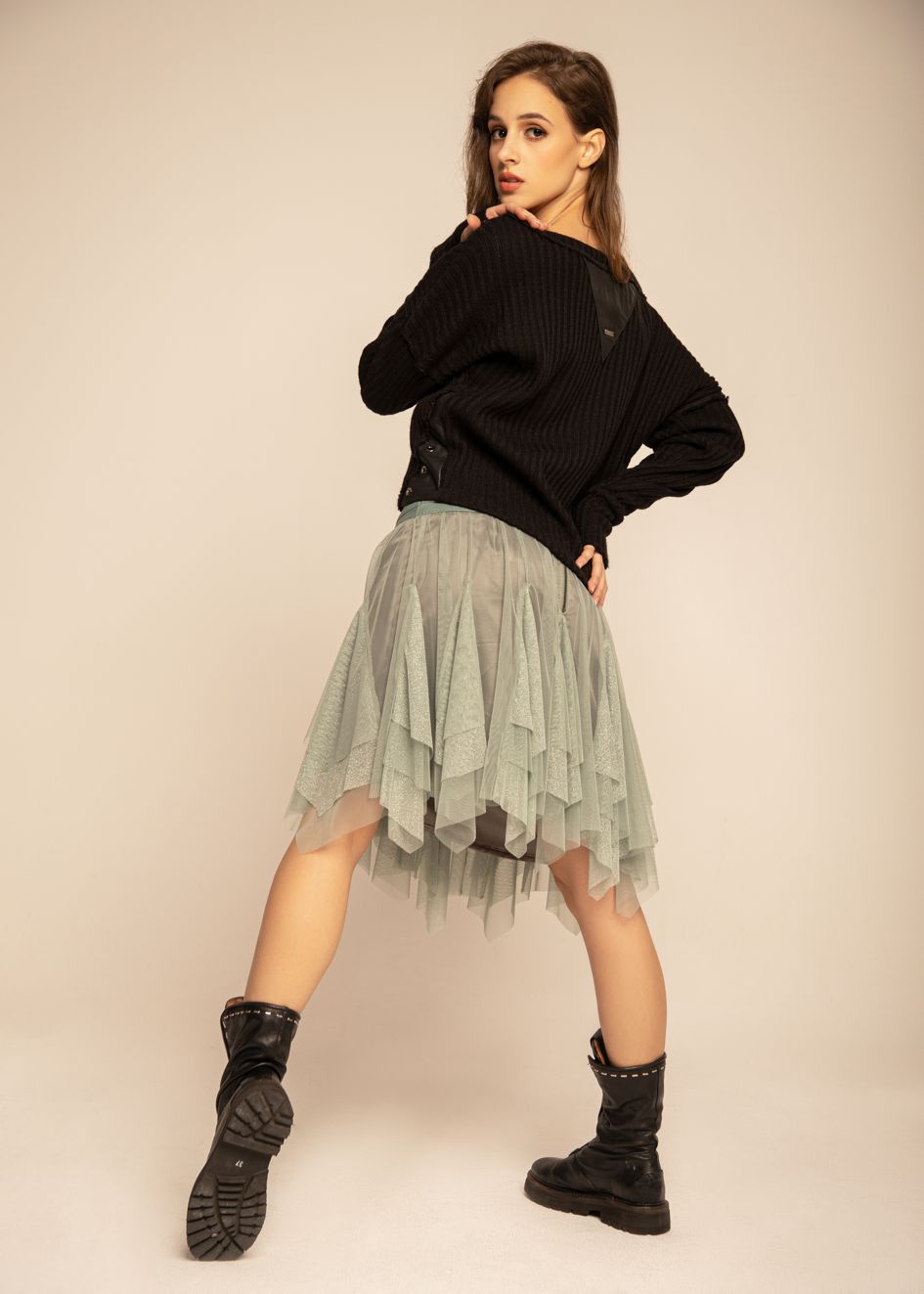 skirt made of tulle and leather, tulle skirt with a leather yoke with godets, yoke skirt made of Italian leather, skirt with a yoke made of natural leather and sage tulle, sage skirt with a yoke made of natural leather