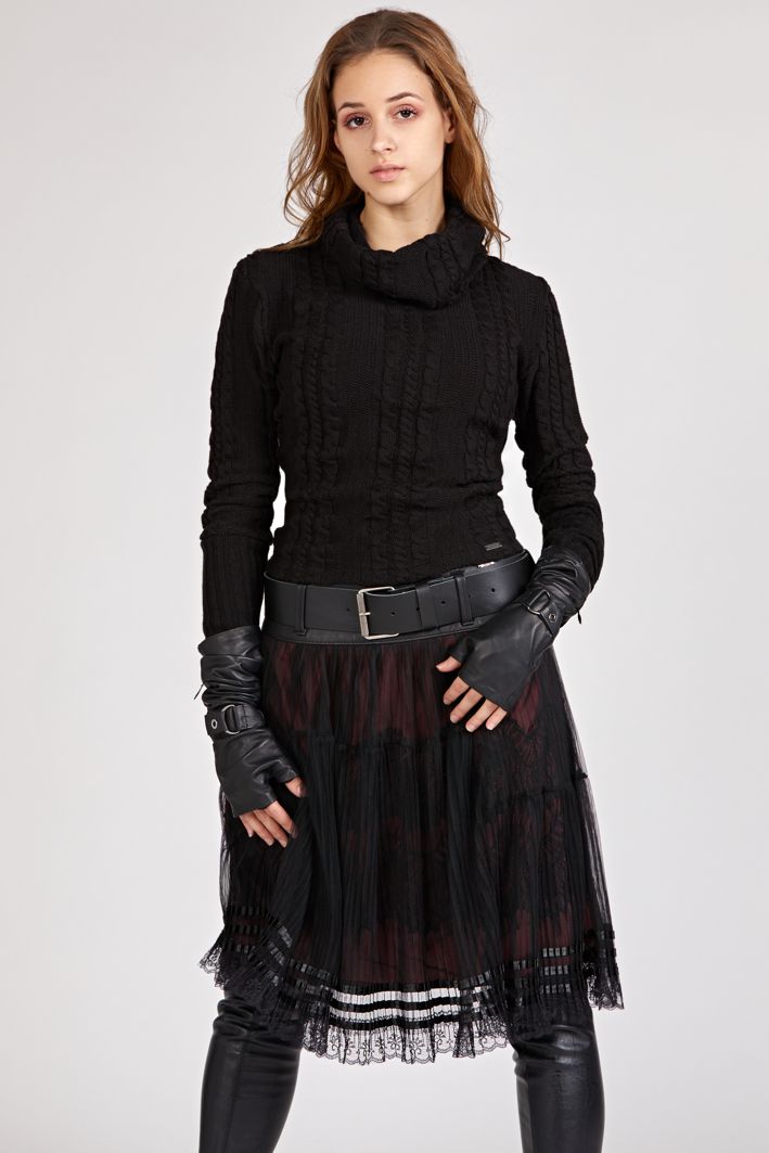 skirt made of tulle and leather, tulle skirt with leather yoke and belt, black skirt with yoke and belt made of Italian leather, skirt with yoke made of natural leather and pleated tulle, black skirt, premium skirt, black tulle skirt, skirt by rieske