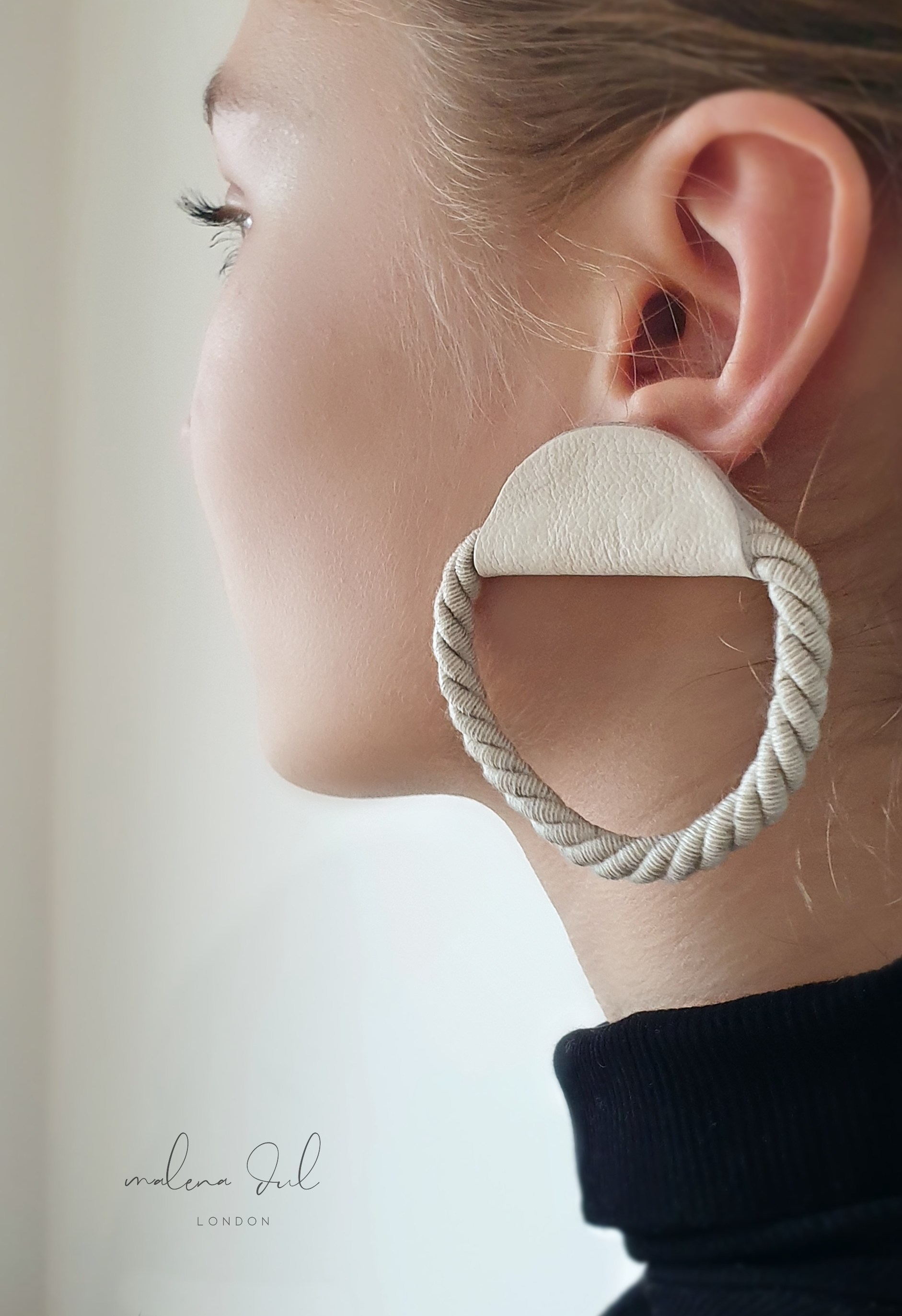 ROPE Duże kolczyki ze skóry naturalnej i sznurka,kremowe - Malena Dul zdjęcie 2