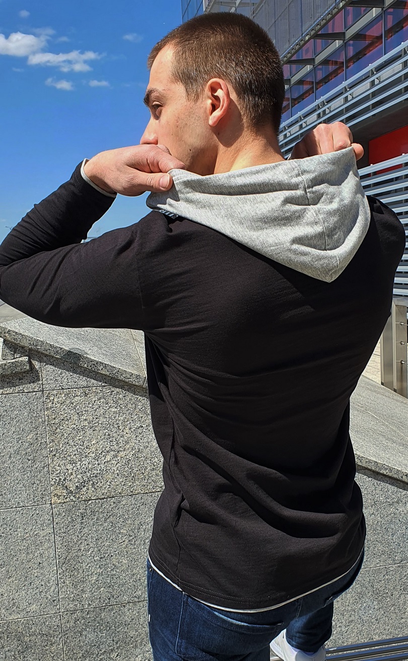 longsleeve Guess z kapturem - Guess zdjęcie 2