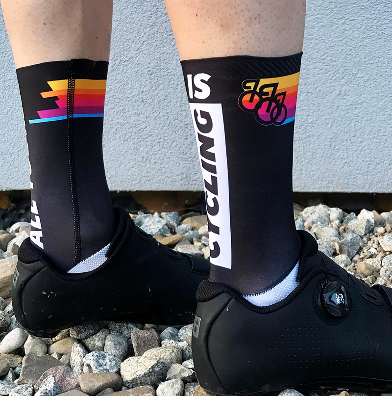 AERO cycling socks - RAINBOW image 4