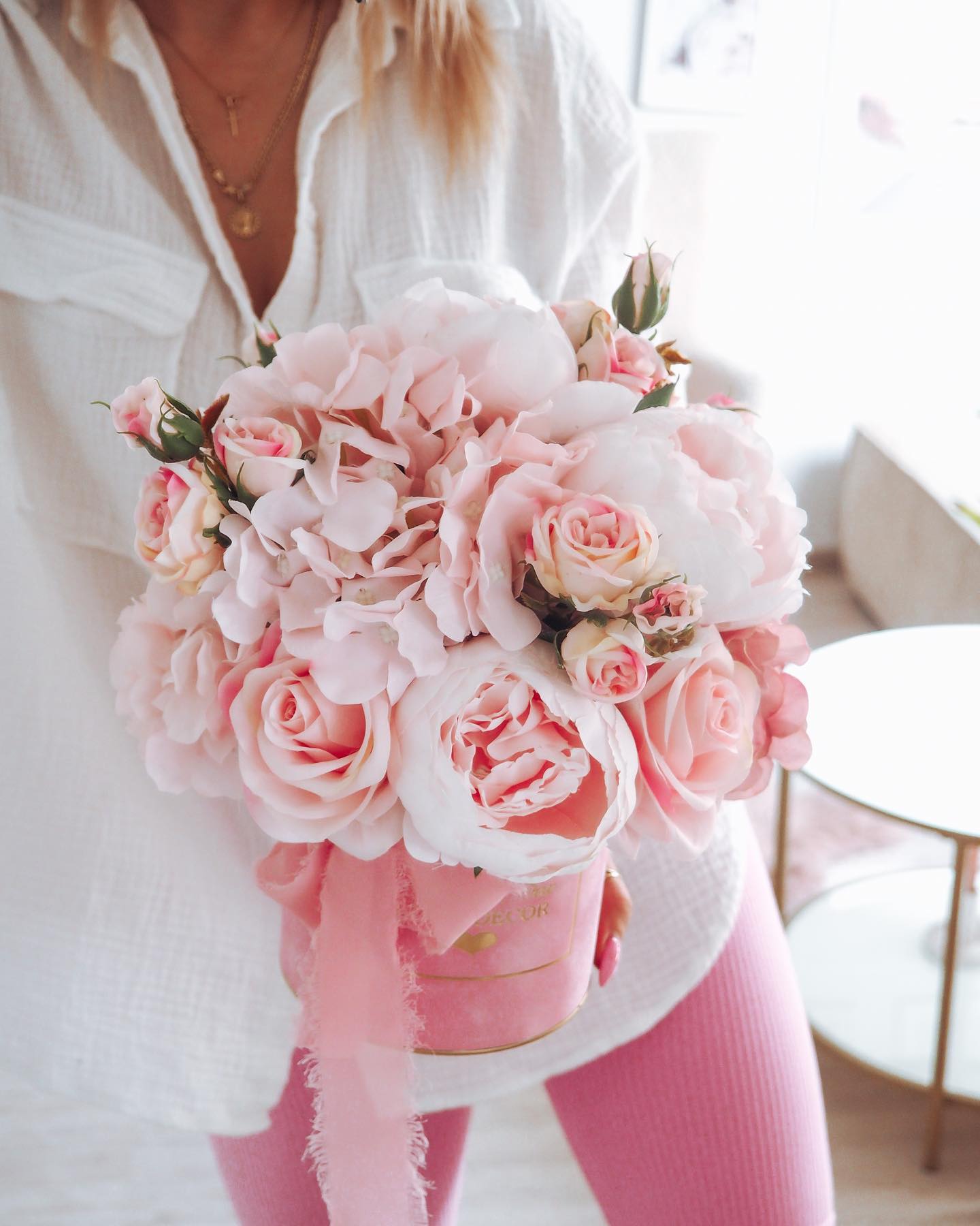 Flower Box pudrowo różowy bukiet  (PREMIUM) zdjęcie 1