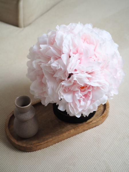 Flower Box peonie jedwabne pudrowo-różowe czarne pudełko (PREMIUM) zdjęcie 4